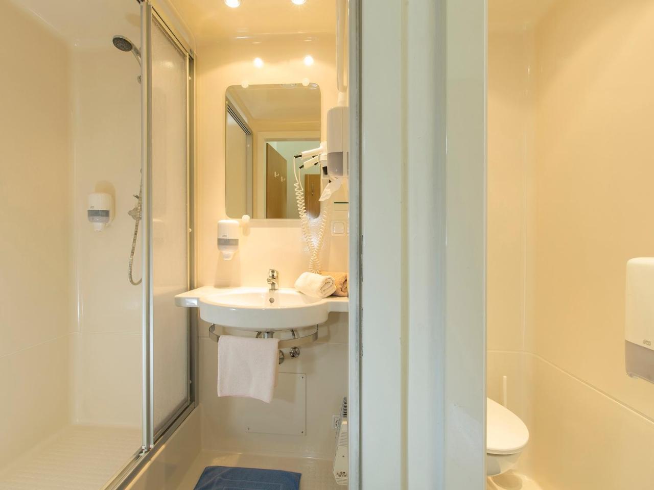 Hotel Gasthof Stefansbruecke Муттерс Экстерьер фото